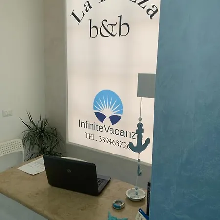 Bed & Breakfast La Piazza Beb Tropea