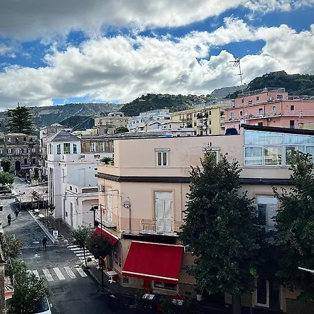 Oda ve Kahvaltı La Piazza Beb