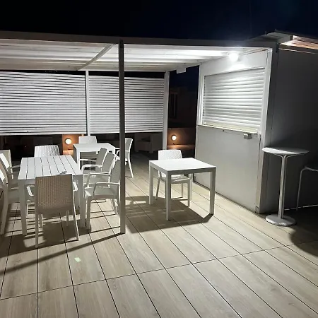 Oda ve Kahvaltı La Piazza Beb Tropea