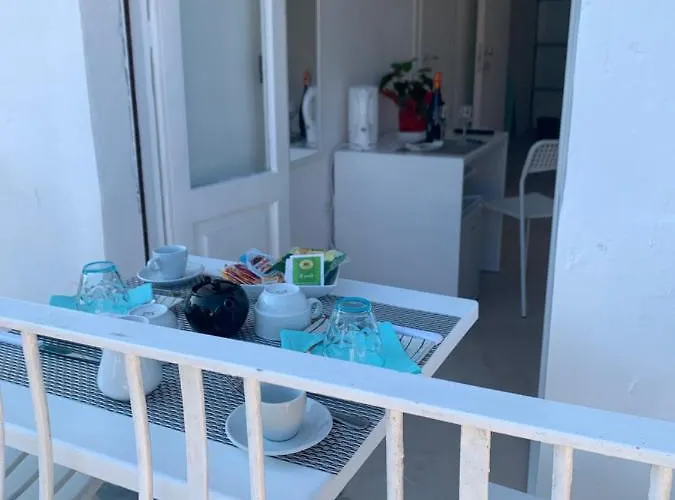 住宿加早餐酒店 La Piazza Beb