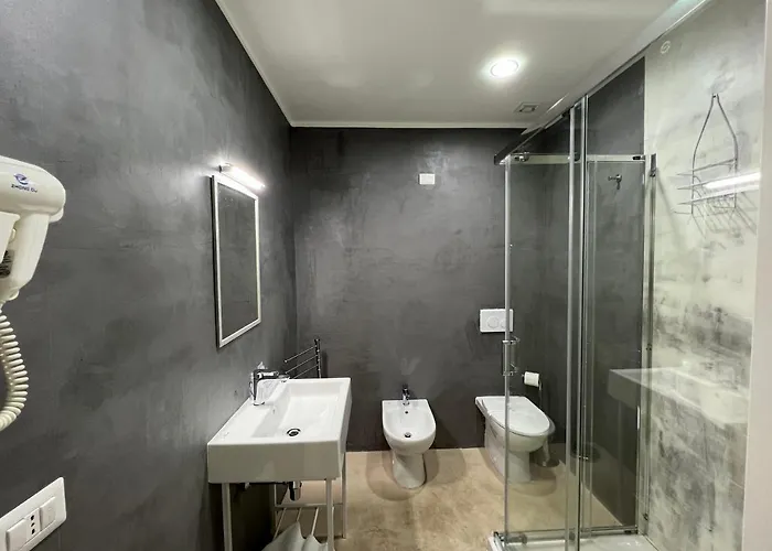 住宿加早餐酒店 La Piazza Beb