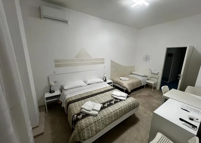 La Piazza Beb Alojamento de Acomodação e Pequeno-almoço Tropea